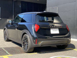 MINI正規販売店のお車は、全てのお車にMINI認定中古車の保証書が発行されます。保障約款もございますので保障内容が明確でございます。お客様にご安心してお乗り頂けますよう、全力でお客様をサポート致します。