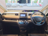 ■ 運転席まわりの装備 &rArr;