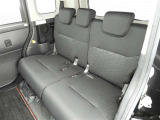 高品質カークリーニング 外装・内装、岐阜トヨペットの専門スタッフがシートもカーペットも綺麗に洗浄済み!プロの仕上げを是非ご確認ください。