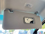 お車の知識がなくてもスタッフが丁寧にご説明いたします。お客様のご来店をスタッフ一同、心よりお待ちしております。