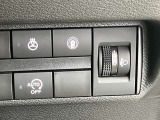 【ステアリングヒーター】スイッチONで冷えた手も温まるので、冬の運転にうれしい快適装備です★