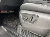 パワーシート搭載。微妙な調整が手軽にでき、ピッタリのポジションで運転することが可能です。