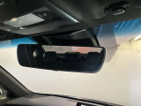 自動防眩ミラー付きです。