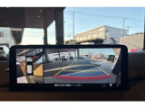 【360&deg;ビューモニター】専用のカメラにより、上から見下ろしたような視点で360度クルマの周囲を確認することができます☆死角部分も確認しやすく、狭い場所での切り返しや駐車もスムーズに行えます。