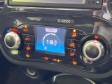 【オートエアコン】一度お好みの温度に設定すれば、車内の温度を検知し風量や温度を自動で調整。暑い&hellip;寒い&hellip;と何度もスイッチ操作をする必要はありません。快適な車内空間には必須の機能ですね♪
