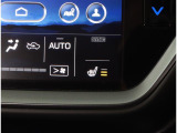 運転席 助手席には冬に便利なシートヒーター機能が装備されております!温度調整も2段階選択可能!よりドライブを快適にお過ごしいただけます!