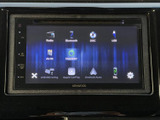 ラジオやBluetooth、USBに加え、Apple CarPlayやAndroid Autoなどのメニューを備え、音楽再生やスマートフォン連携など、目的に合わせて選びやすい構成です。