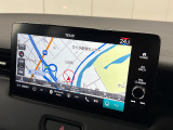 ホンダ独自のインターナビを装備しております!よりリアルタイムの交通渋滞情報を取得できたりとドライブが快適になりますよ♪