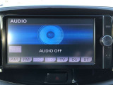 Bluetooth(ブルートゥース)接続機能付き。スマートフォンなどからお気に入りの音楽をワイヤレス再生できます。ドライブがさらに楽しくなりますね。