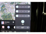 運転席にはステアリングヒーター、ベンチレーション、シートヒーターの機能を備え、快適なドライブをサポートします。