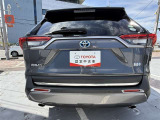 プリクラッシュセーフティ機能付きで運転中の様々な状況で、ぶつからないようサポートします。