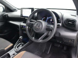 運転席廻りです。
