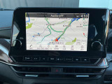 プロパイロットとリンクする9インチワイドディスプレイナビゲーションシステム、Apple CarPlayワイヤレス接続に対応、HDMI/USB接続、Bluetooth機器にも対応。