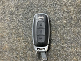 【インテリジェントキー】広い駐車場でどこに止めた分らない時!リモコンスイッチボタンを押すとクルマがピッと音とハザードランプで応えてくれます!