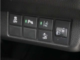 ◆障害物センサー◆車庫入れの時などに近くに障害物がある場合、障害物までの距離を音で知らせてくれます。