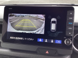 バックカメラも装備しております。車庫入れの苦手なお客様、もうご心配いりません。バックカメラがあれば、ぶつける心配無し?!重宝します!!