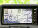 現在地を地図上で確認でき、周辺の道路や目印も見渡せます。縮尺変更や地点登録、表示切替の項目も画面下に並び、目的地の確認やルート設定に活用できます。