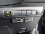 当社では、近畿2府4県(大阪・兵庫・京都・奈良・滋賀・和歌山)の方で、ご来店により現車の確認、お引渡しができるお客様に販売を限らせて頂きます。また転売・輸出目的、同業者様への販売は行っておりません。