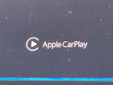 ●Apple Car Play:スマホとの有線接続で、ナビ・オーディオ再生などスマホのアプリ機能が画面でも使える便利機能です!