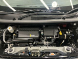 エンジンルームもクリーニング済みできれいですよ。日産の整備士がしっかりと丁寧に点検していますので安心してお乗りいただけます