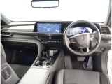 オシャレなインテリアで運転する気分も盛り上がりますよね^^