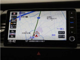 純正9インチプレミアムインターナビ(VXU-225FTi)&バックカメラが装備されているので、普段の使い勝手もロングドライブも快適です。