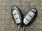 【インテリジェントキー】広い駐車場でどこに止めた分らない時!リモコンスイッチボタンを押すとクルマがピッと音とハザードランプで応えてくれます!