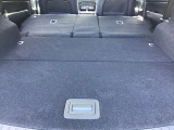 ★★★後部座席を倒せば、ほぼフラットな荷室に変わります。汚れがふき取りやすいシート素材です★★★