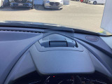 アクティブドライビングディスプレイは運転しながら最小の視線移動でスピードの情報を確認出来るので、ドライバーの負担も軽減できます