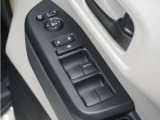 ◆パワーウィンドウスイッチ◆運転席から全席の窓の開閉操作を行うことが出来いつでも換気ができます!