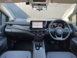 広々とした視界を体感できます。運転が楽しくなりますね。