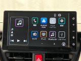【9インチスマホ連携ディスプレイオーディオ】 対応しているスマホアプリを大画面で使えます!フルセグテレビやラジオの視聴、Bluetooth接続による音楽鑑賞、ハンズフリー通話なども利用可能です。