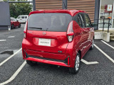 全車、内外装はプロのクリーニング施工済み。その他ボディコーティングガードコスメSP施工なども、是非ご相談ください。