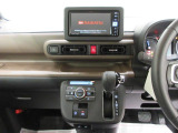 中古車は一物一価、同じようなお車でも、整備状況、外内装の状態など様々です。