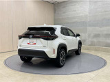 全車1年間の走行距離無制限のロングラン保証付きです。また、さらに安心をお求めの方には1年〜2年の保証延長ができる「ロングラン&alpha;保証」(有償)もお選びいただけます。