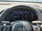マルチインフォメーションディスプレイです。燃費や走行距離が分かり、半ドアなど車に異常がある際に警告してくれます。車に乗る楽しみが増えますね。