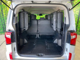 普段のお買い物や通勤、送迎等に十分な荷室スペースを確保しております。セカンドシートを倒すと、大きな荷物の積載も可能です♪