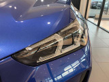 エンジェルアイ、イカリングと呼ばれるBMWのライトの正式名称は「コロナリング」です。一目でBMWとわかる伝統のデザインです。