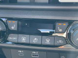 運転席・助手席にはしーtーヒーターを搭載しております。