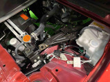 弊社のサービススタッフがしっかり点検整備いたします。納車時には点検記録簿もご確認いただきます
