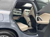 サービスにはドイツ本国と同様に教育と訓練を受け、BMWを知り尽くした「マイスター」が数多く在籍しております。360度による納車前点検整備で、お客様に安心と安全をお届けいたします。