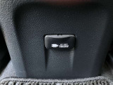 レジャ-や災害時に便利な、AC100V/1500Wアクセサリ-コンセント付き♪
