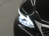 消費電力が少なく長寿命のLEDヘッドランプを装備しております。