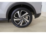 純正17AW!タイヤサイズは195/60R17になります♪