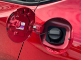 ホンダセンシング装着車となっております。衝突軽減ブレーキ、誤発進抑制機能、歩行者事故低減ステアリング、路外逸脱抑制機能、アダプティブクルーズコントロール、車線維持支援システム他、安全運転を幅広く支援。