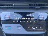 オートエアコンで車内快適!シートヒーターも装備!寒い日でも暖かく快適なドライブを!