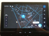 ディスプレイオーディオ(コネクティッドナビ対応)PLUS搭載。T-Connectご契約で2029年1月まで無償で利用できるナビ(期限到来後は有償)と、解約後も利用できる車載ナビが搭載されています。