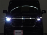 LEDヘッドライト(オートハイビーム機能付)が搭載されており、遠くまで明るく均一に照らし、高速道路等での安心感が向上しております。