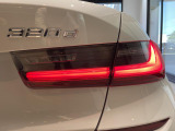 安心のBMW認定中古車は100項目の箇所を徹底的にチェック致します。機械的な箇所や電気系、コンピューターなどをご納車前に点検し、交換基準に達した部品は全て新品に修理返品した後にご納車致します。