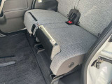 上にあげれば荷物がずり落ちるのを防ぎます!